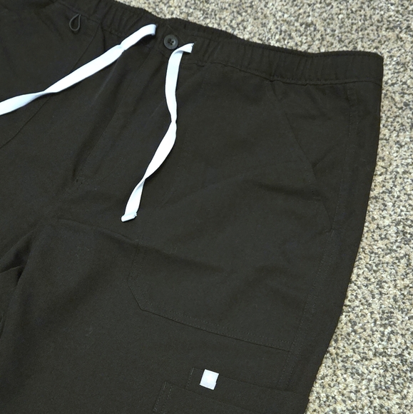 Figs Technical Collection Scrub Pants (Size L) - Picture 4 of 9
